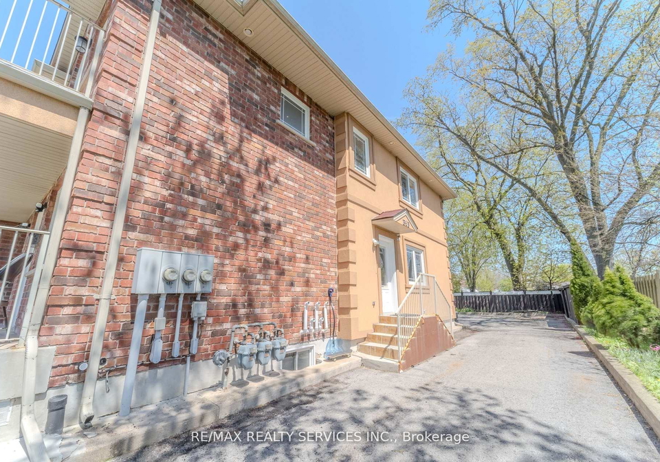 8006-norton-street-s-niagara-falls-ontario-x13107272