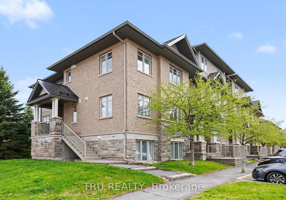 36-tayside-private-n-ottawa-ontario-x13107332