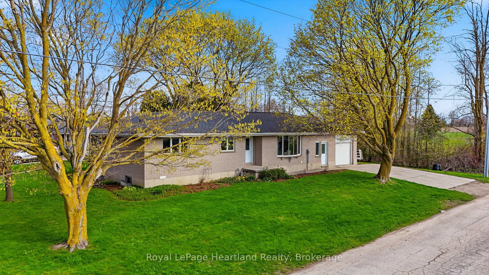 85-william-street-e-minto-ontario-x13108098