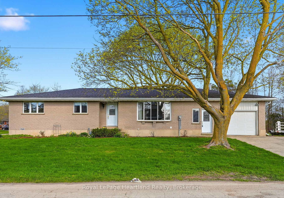 85-william-street-e-minto-ontario-x13108098