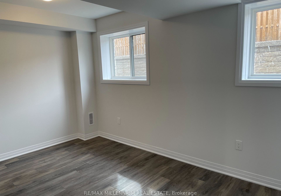 51-sparrow-avenue-cambridge-ontario-x13108394