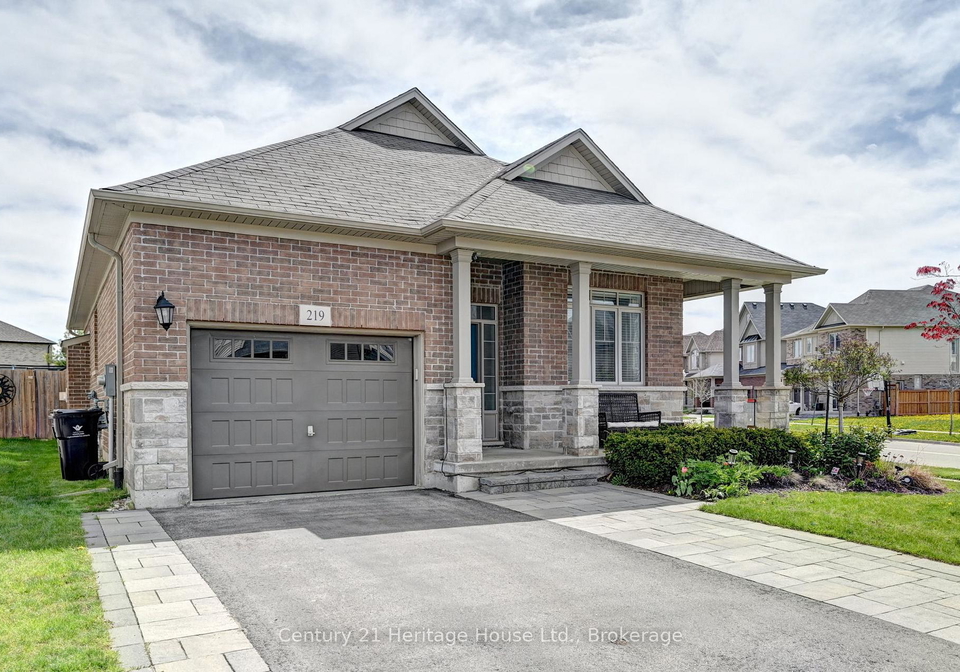 219-falconridge-drive-kitchener-ontario-x13108406