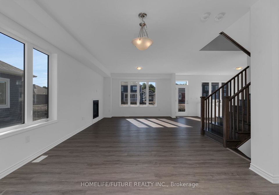 1-dyer-crescent-bracebridge-ontario-x13108694