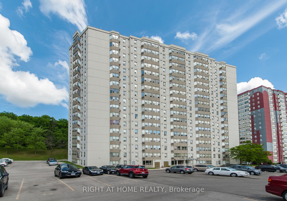 35-green-valley-drive-kitchener-ontario-x13108696