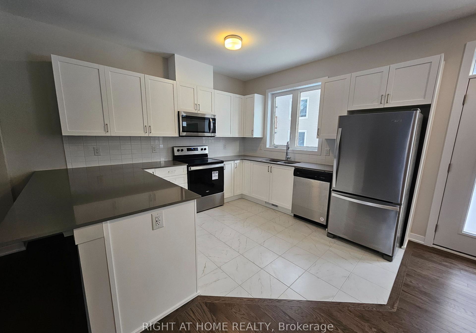 432-epoch-street-ottawa-ontario-x13108784