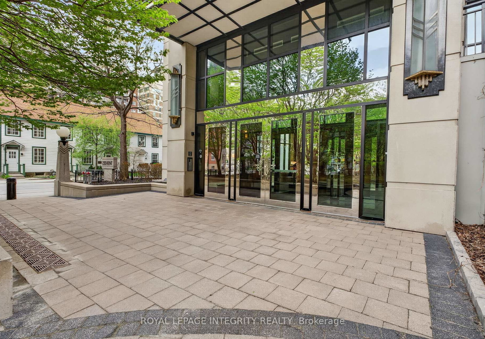 235-kent-street-ottawa-ontario-x13109090