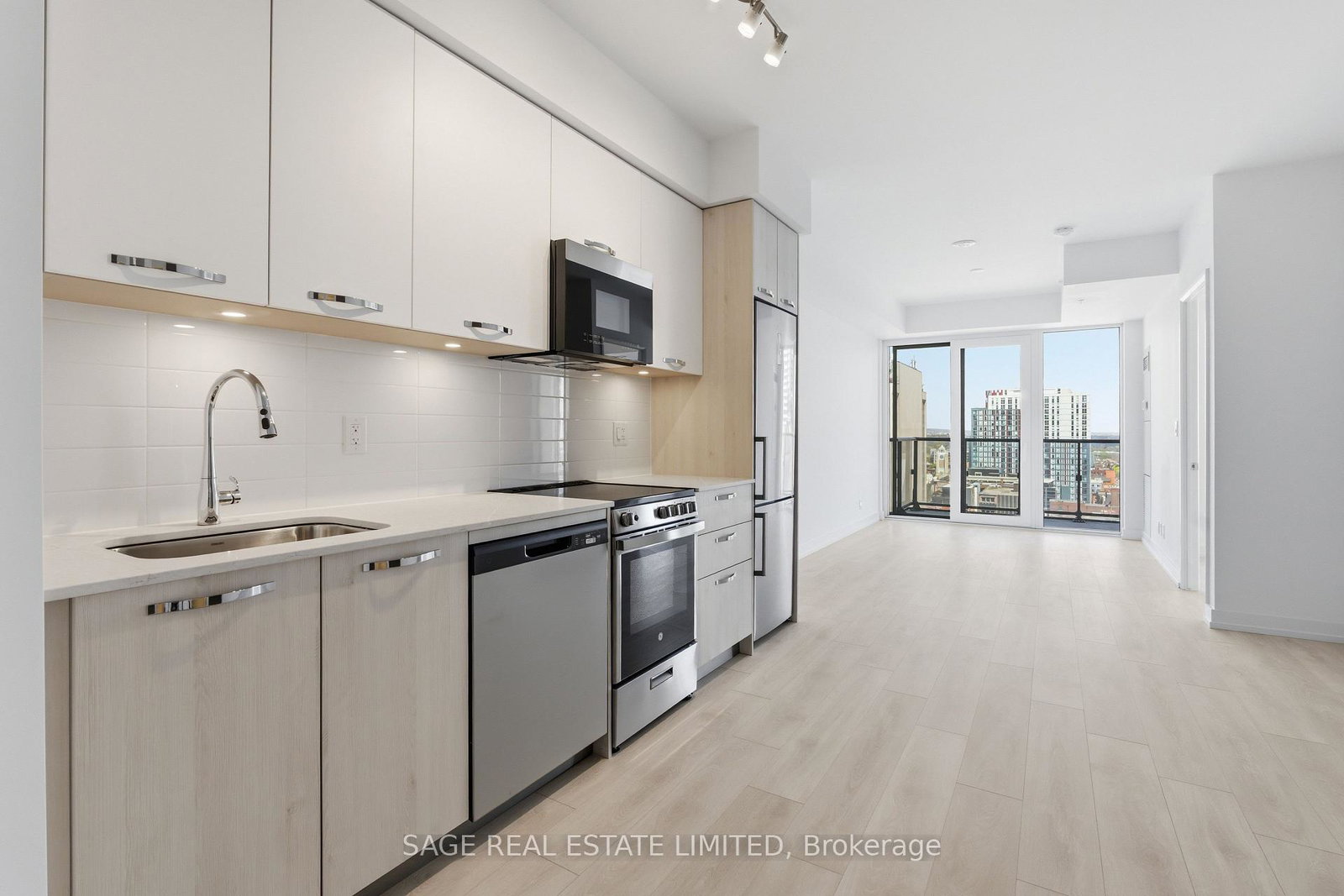 75-james-street-s-hamilton-ontario-x13109110