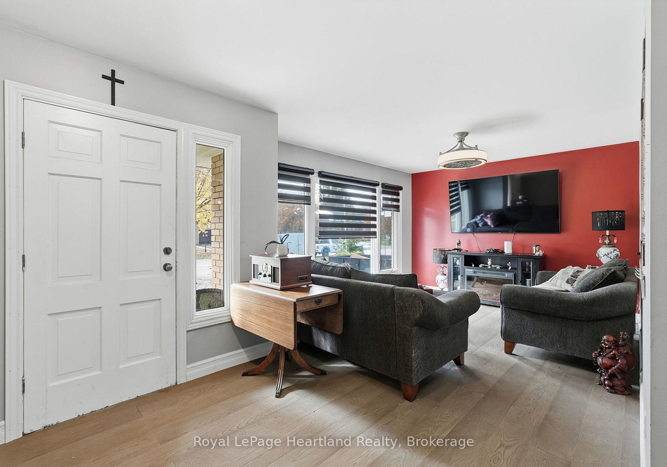 292-wellington-street-north-huron-ontario-x13109212