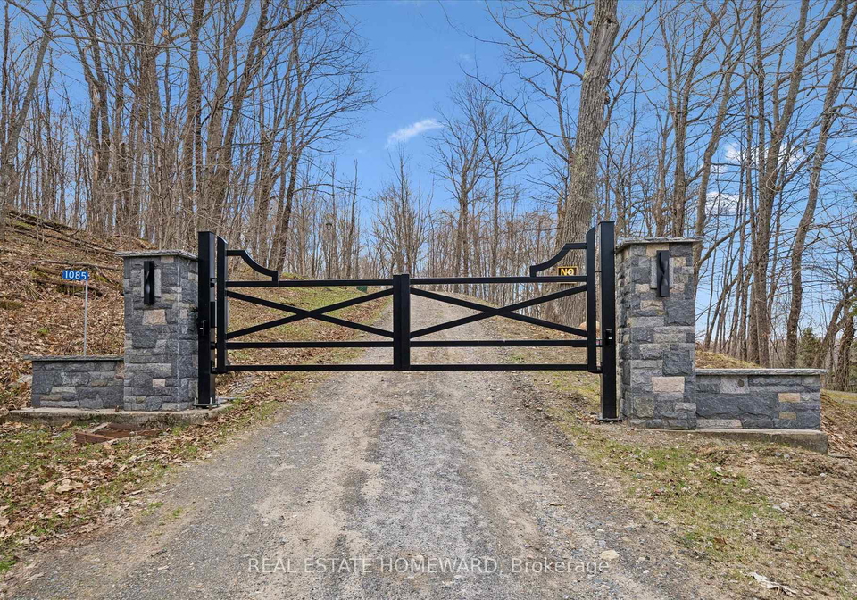 1085-austin-lane-lake-of-bays-ontario-x13109250