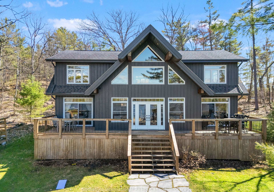 2542-go-home-lake-shore-georgian-bay-ontario-x13109370