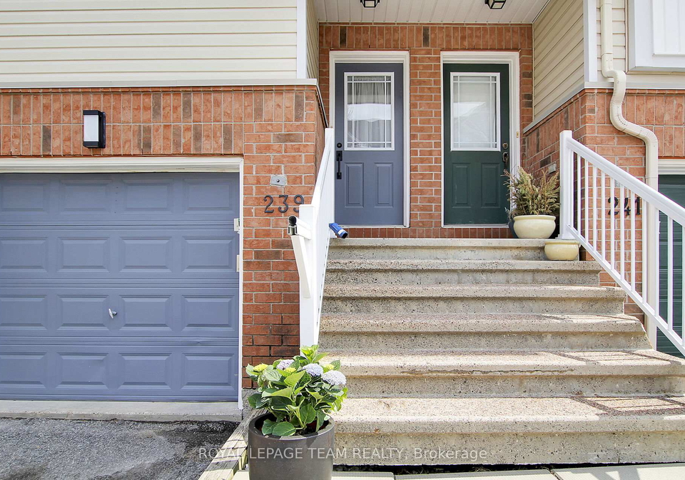 239-gershwin-private-ottawa-ontario-x13109470