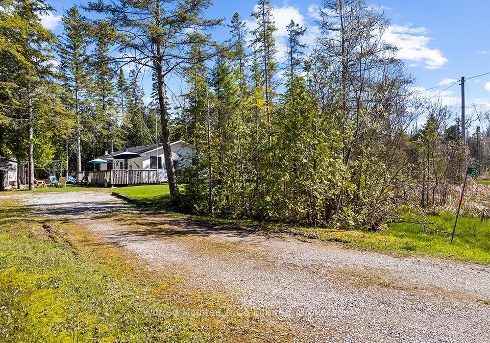 26-thompson-avenue-native-leased-lands-ontario-x13109472