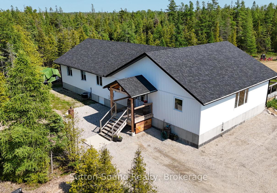 107-whiskey-harbour-road-northern-bruce-peninsula-ontario-x13109546