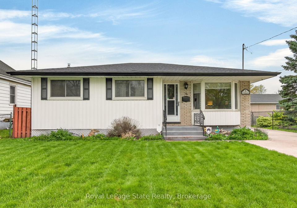 8-woodrow-street-n-st-catharines-ontario-x13109548