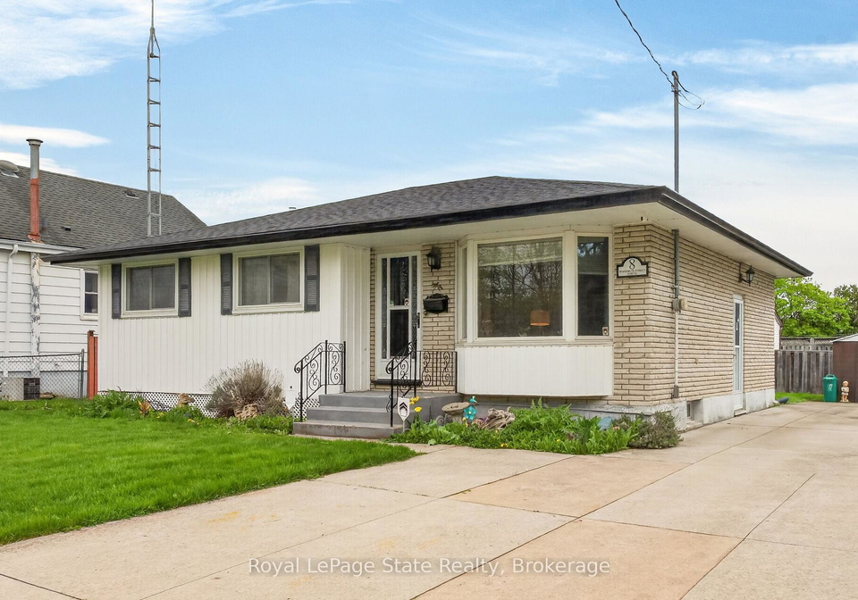 8-woodrow-street-n-st-catharines-ontario-x13109548
