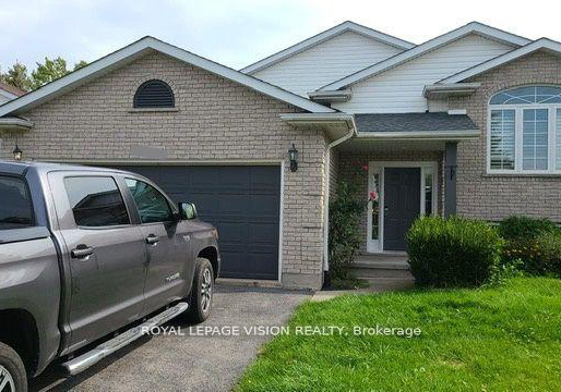 8001-woodsview-crescent-niagara-falls-ontario-x13109614