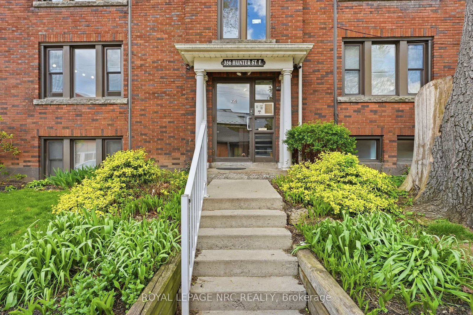 356-n-hunter-street-e-hamilton-ontario-x13109666