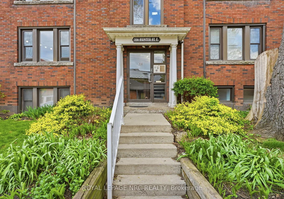 356-n-hunter-street-e-hamilton-ontario-x13109666