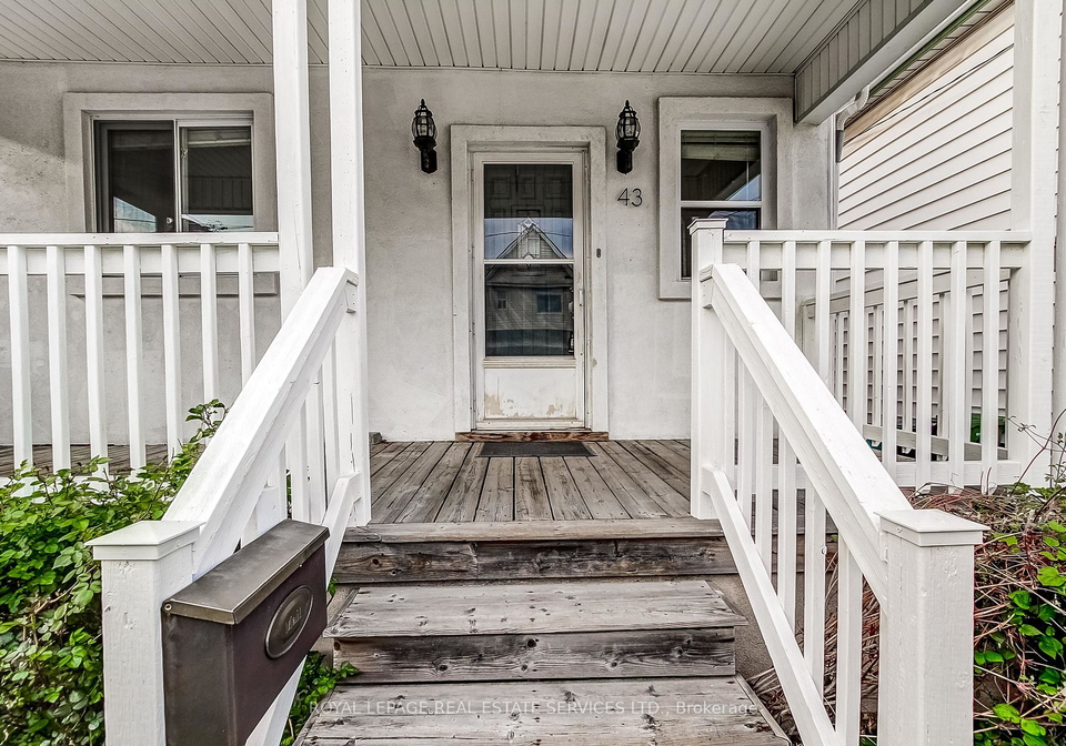 43-rosemont-avenue-hamilton-ontario-x13109728