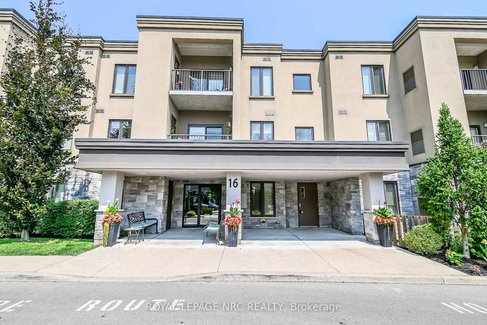 16-sullivan-avenue-thorold-ontario-x13109800