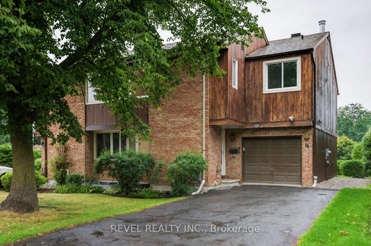 5-sandhurst-court-ottawa-ontario-x13109852