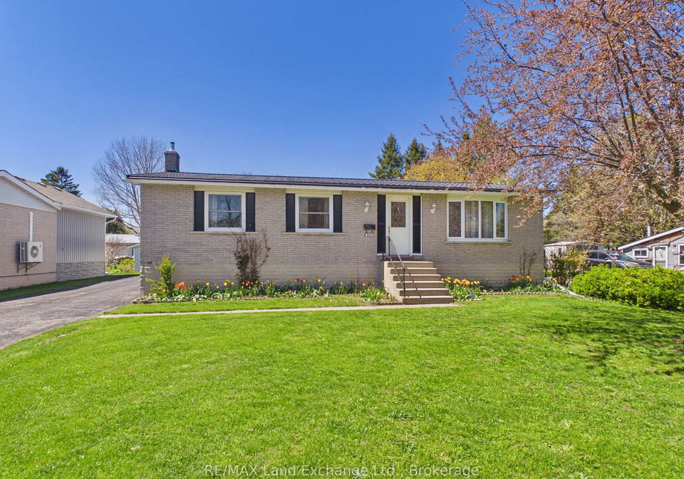 400-adelaide-street-kincardine-ontario-x13110234