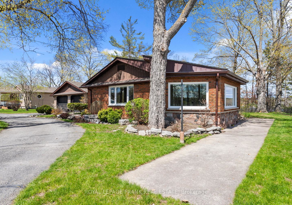 115-w-king-street-w-kawartha-lakes-ontario-x13110242