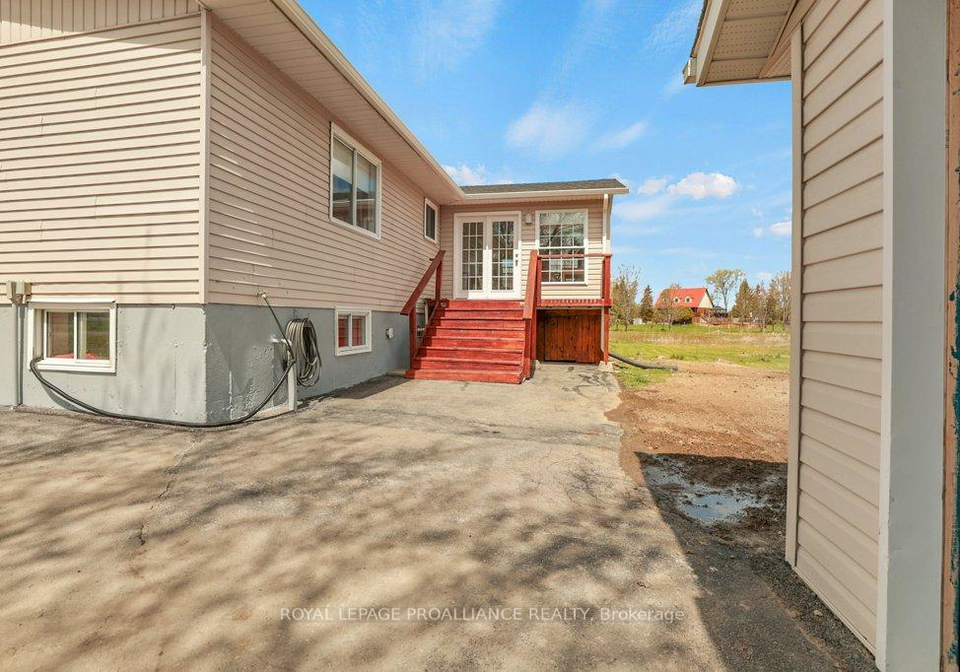 7872-highway-62-belleville-ontario-x13110514