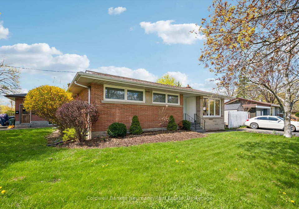 92-victoria-road-n-guelph-ontario-x13110516
