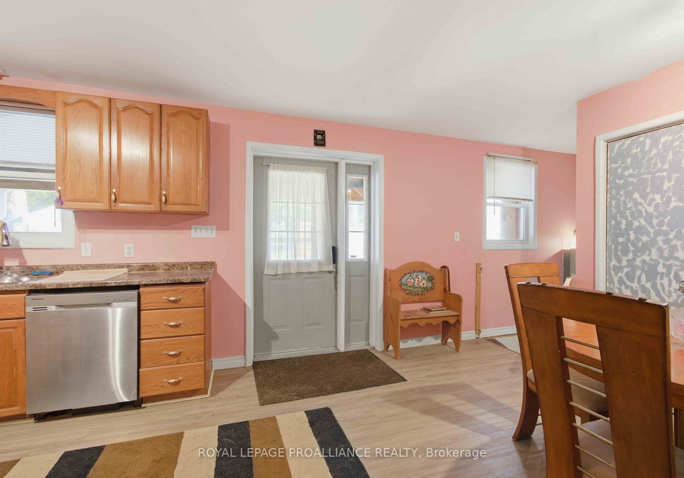1625-county-road-5-quinte-west-ontario-x13110522