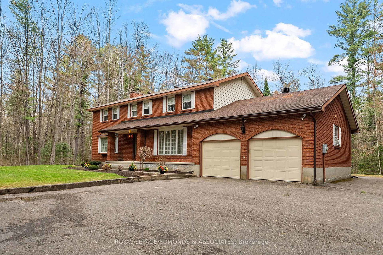 1452-b-line-road-laurentian-valley-ontario-x13110646
