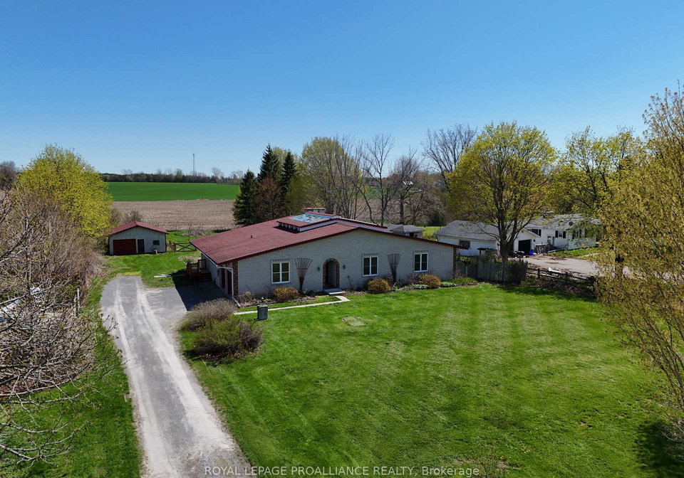 138-massassauga-road-prince-edward-county-ontario-x13110748