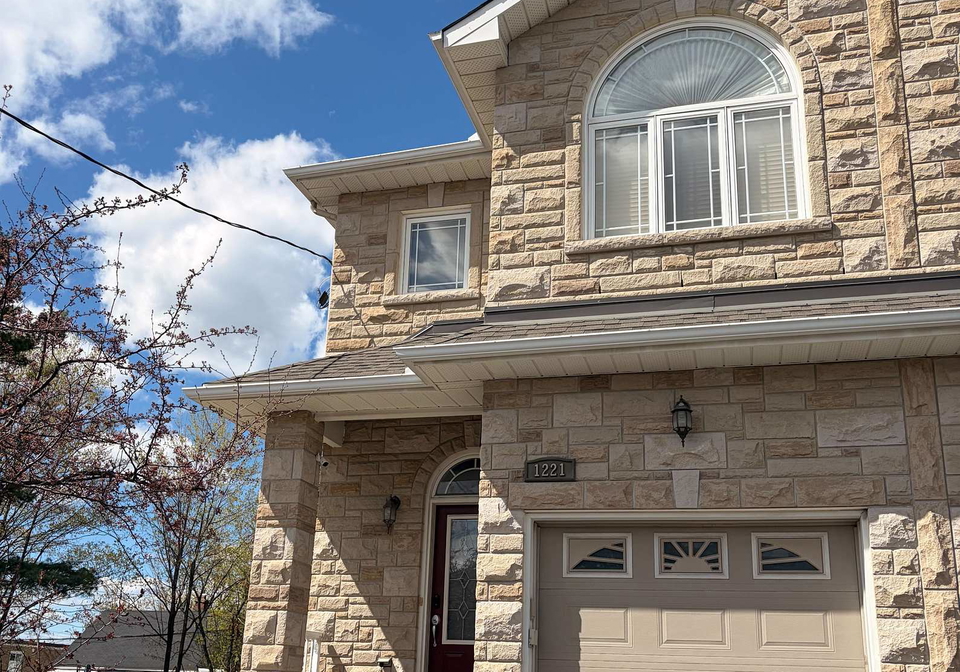 1221-anoka-street-ottawa-ontario-x13111002