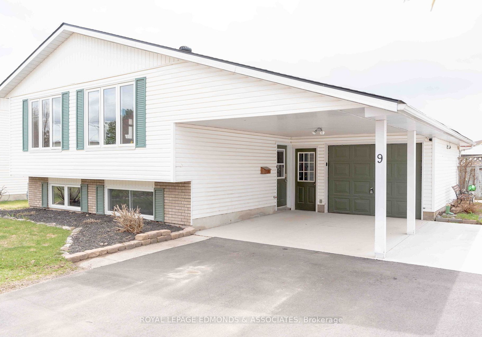 9-dutch-drive-petawawa-ontario-x13111178