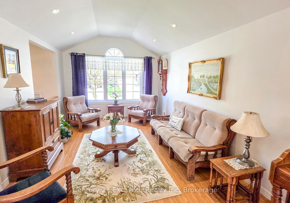 508-harvey-street-centre-wellington-ontario-x13111220