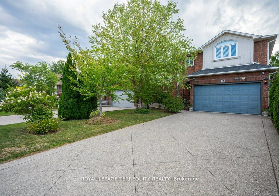 15-armour-crescent-hamilton-ontario-x13111308