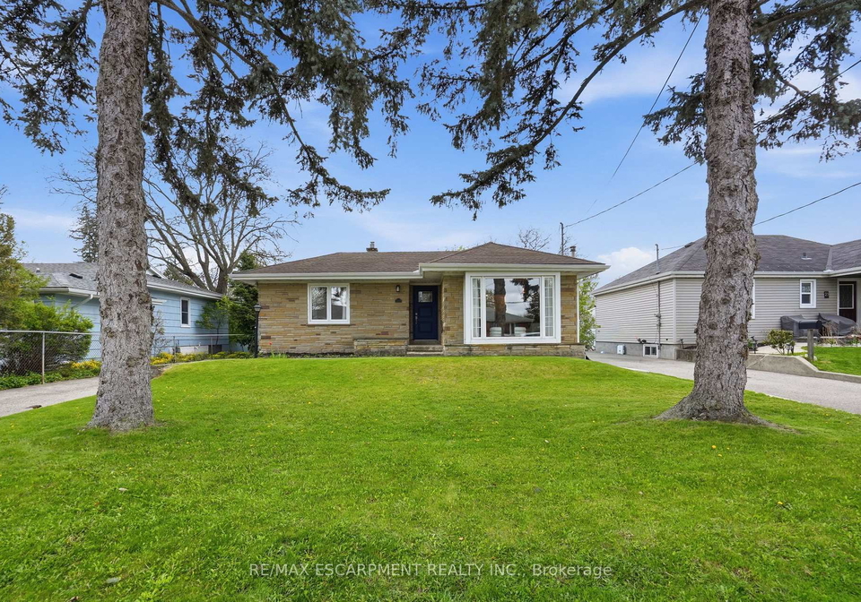 23-mcmaster-avenue-s-hamilton-ontario-x13111428