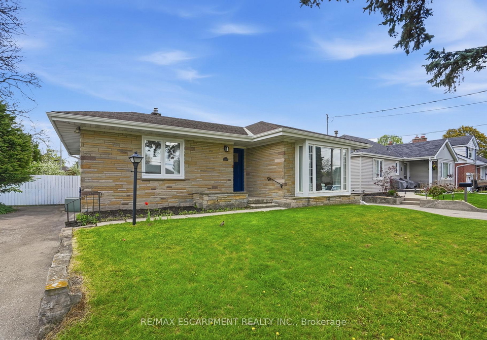 23-mcmaster-avenue-s-hamilton-ontario-x13111428