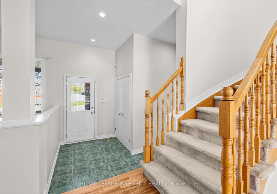 4-tamarack-place-n-ottawa-ontario-x13111438