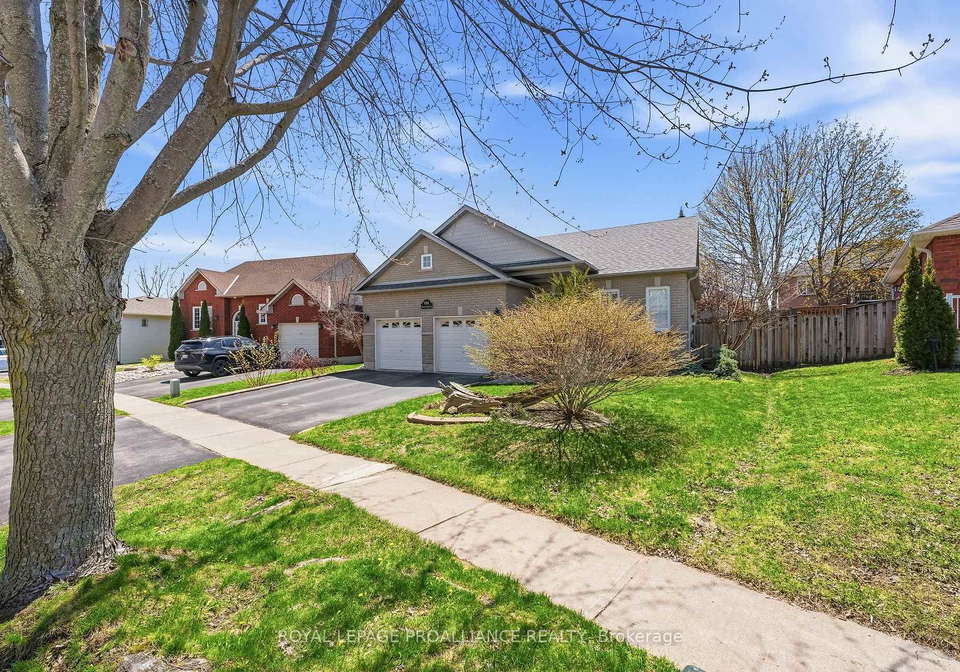 854-munson-crescent-cobourg-ontario-x13111640