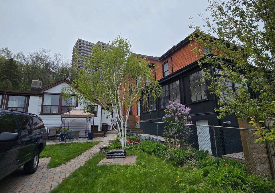 17-foster-avenue-hamilton-ontario-x13111770