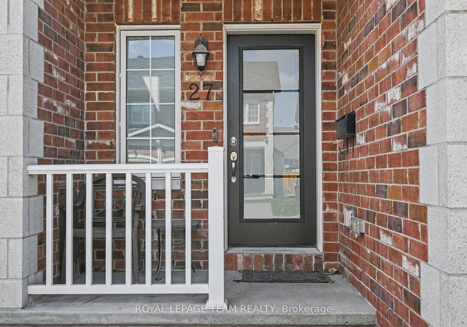 27-dundalk-private-ottawa-ontario-x13112012