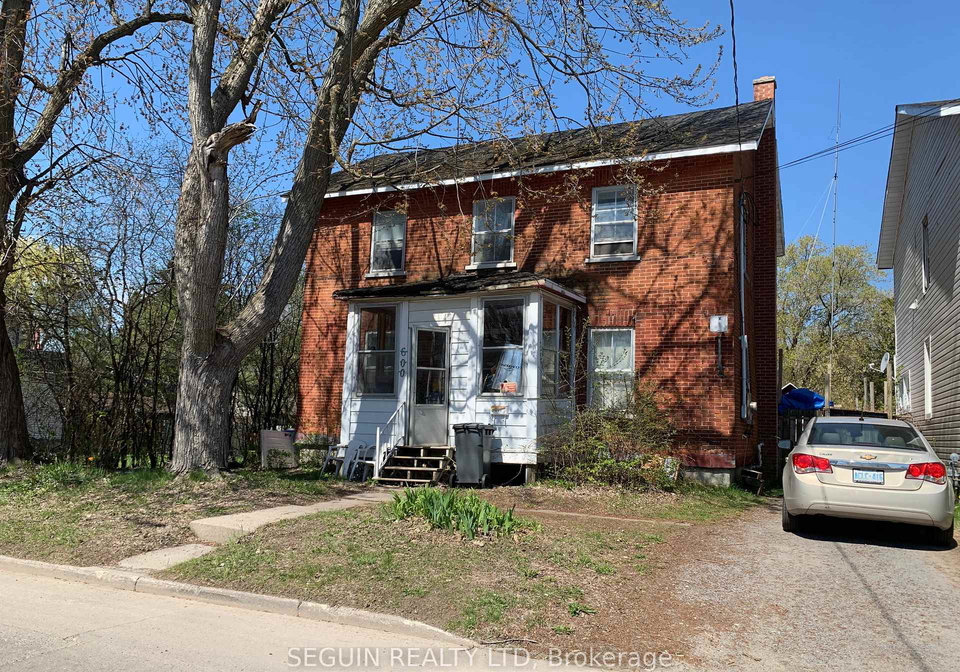 600-mcgill-street-hawkesbury-ontario-x13112020