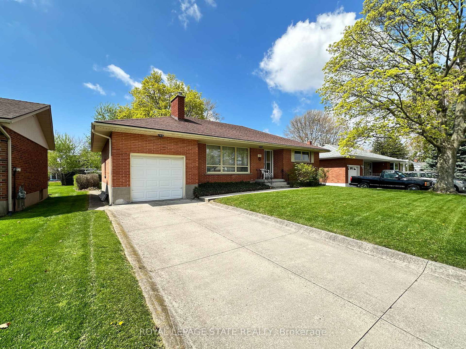 130-gardiner-avenue-e-haldimand-ontario-x13112038
