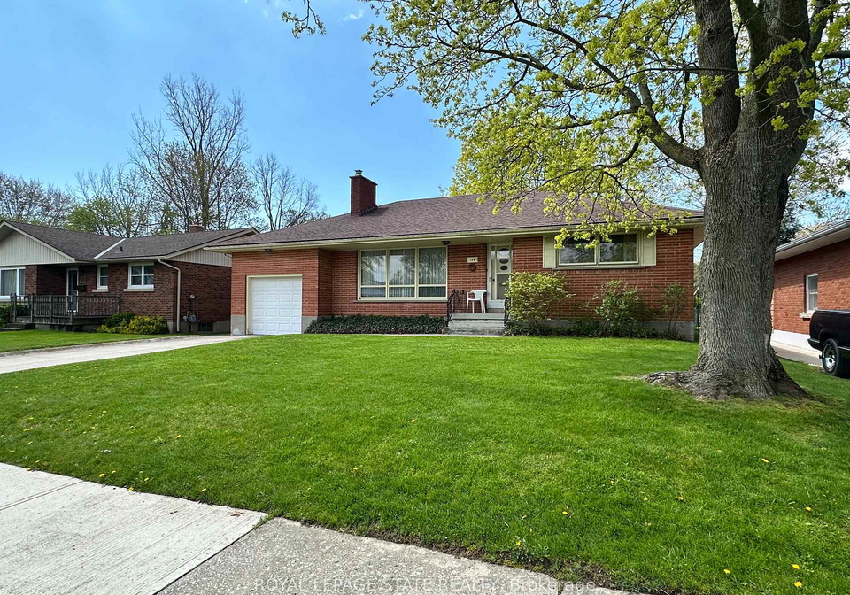 130-gardiner-avenue-e-haldimand-ontario-x13112038