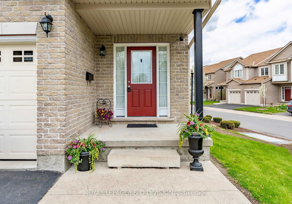 105-pinnacle-drive-kitchener-ontario-x13112188