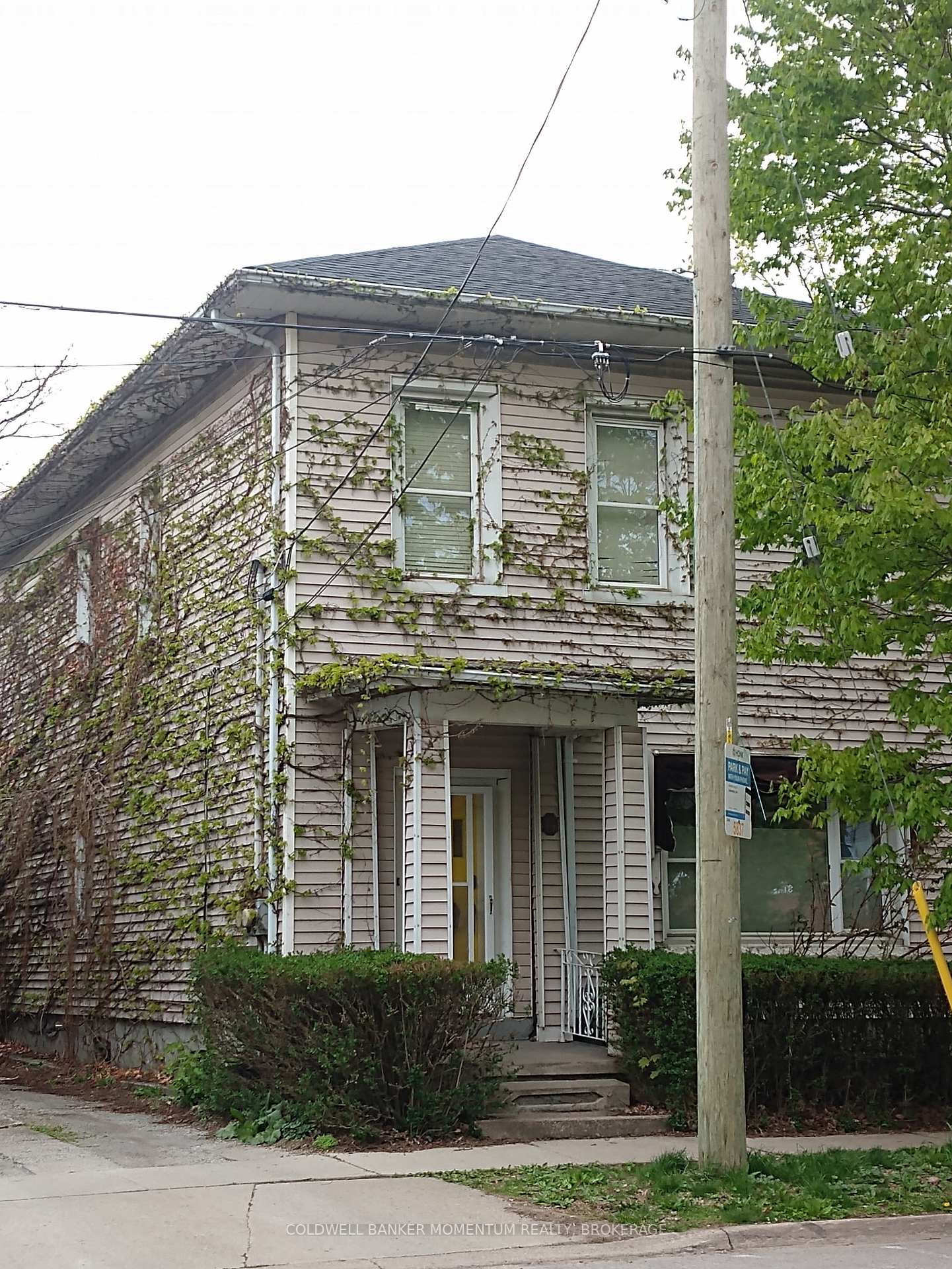 14-court-street-st-catharines-ontario-x13112272