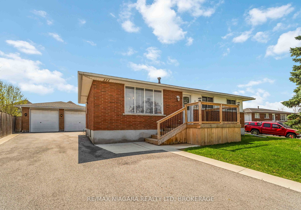 4-rossie-place-st-catharines-ontario-x13112374