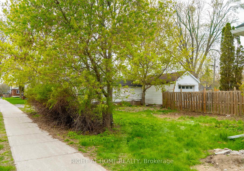 727-payne-street-peterborough-ontario-x13112440