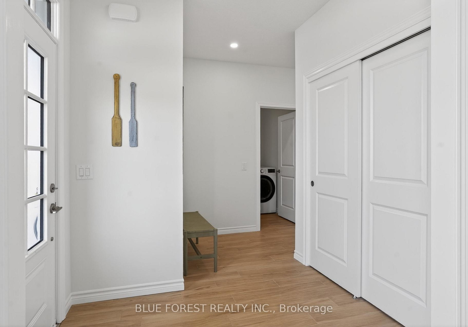 27-harbour-way-central-elgin-ontario-x13112478